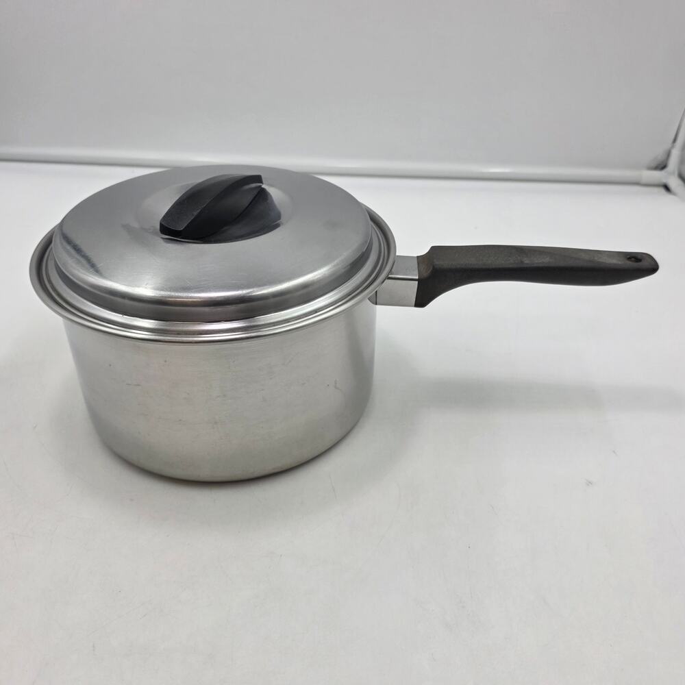 Vintage Ekco Flint SS Radiant Heat Core 3QT Saucepan with Lid